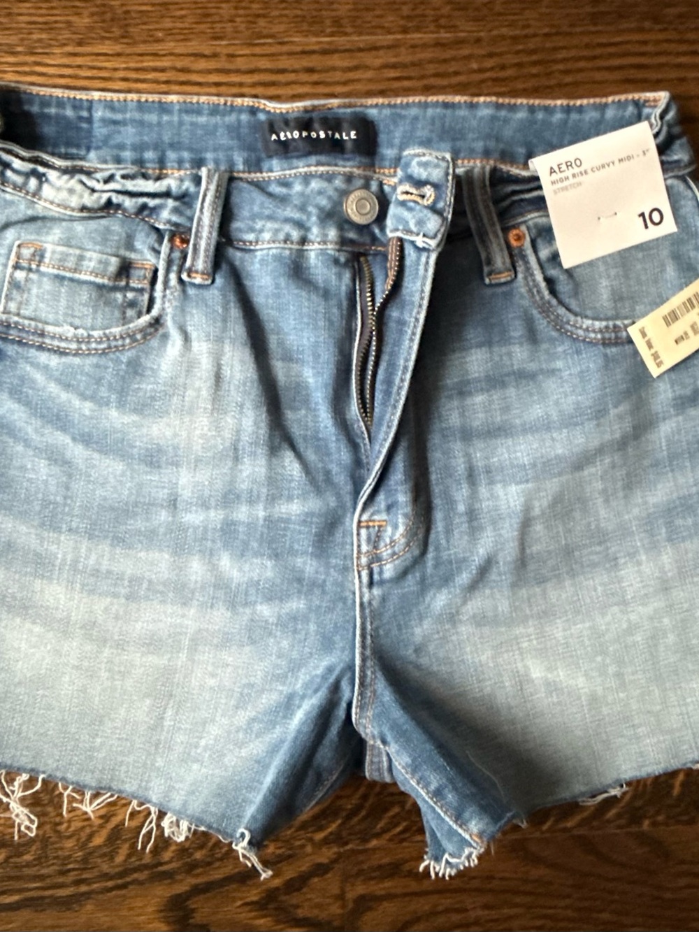 Aeropostale Light Wash Boyfriend Denim Shorts